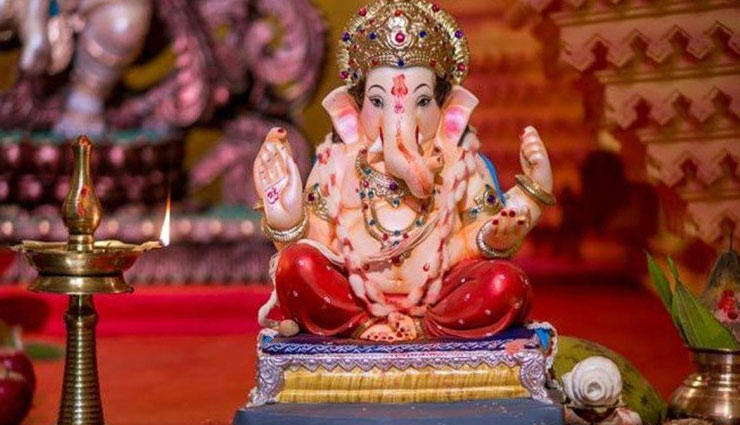 Ganesh Chaturthi 2018 : गणेशजी की पूजा में इन चीजों का प्रयोग लाता है अशुभ प्रभाव, बरतें सावधानी 
