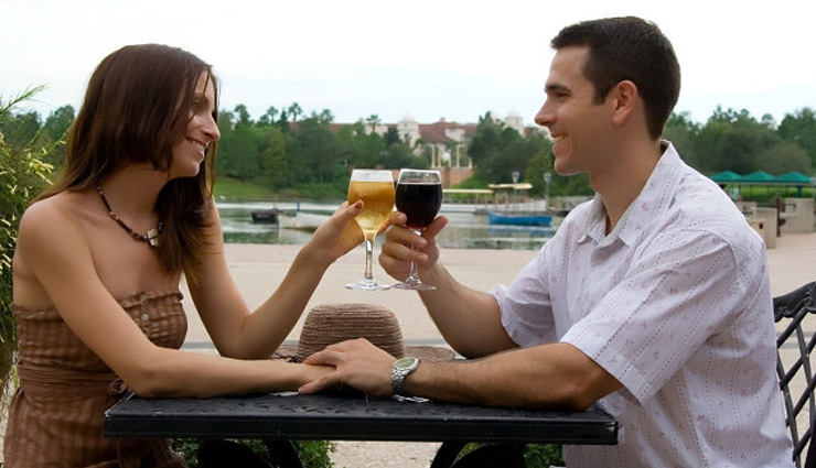 finding out weather your partner likes you or not,boyfriend behavior,partner behavior,relationship tips,mates and me