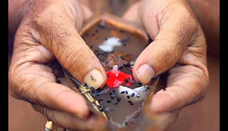 श्राद्ध करते समय जरूर ध्यान में रखें ये बातें, नहीं तो पित्तर हो सकते है नाराज