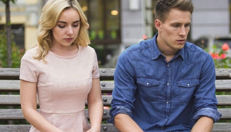 reasons to pull back in a relationship,when to take a break in a relationship,signs you need space in a relationship,relationship self-care tips,benefits of taking a step back in a relationship,importance of boundaries in a relationship,when to reevaluate a relationship,strategies for maintaining a healthy relationship,communication in relationships,self-reflection and relationship growth