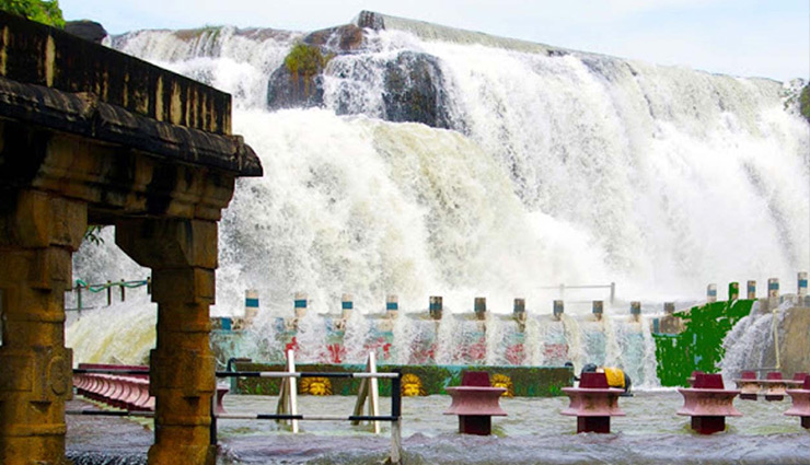 kanyakumari,trip to kanyakumari,offbeat places in kanyakumari,thanumalayan temple,padmanabhapuram palace,thirparappu falls,sothavilai beach,tsunami monument,travel,tourism,travel tips