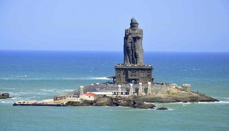 things to do in kanyakumari,kanyakumari tourist attractions,best places to visit in kanyakumari,kanyakumari sunrise and sunset,vivekananda rock memorial visit,thiruvalluvar statue kanyakumari,padmanabhapuram palace kanyakumari,triveni sangam kanyakumari,bhagavathy amman temple,gandhi memorial mandapam,vattakottai fort,mathur aqueduct,kanyakumari shopping places