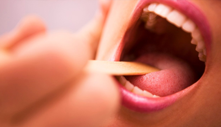 side effects of tomatoes,negative effects of eating tomatoes,adverse effects of consuming tomatoes,tomatoes and their side effects,risks of eating tomatoes,tomatoes and health risks,tomatoes and potential drawbacks,are tomatoes bad for you?,tomato allergies and side effects,excessive tomato consumption and its effects