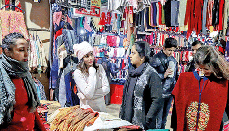 places of delhi to buy winter wear,winter wears in cheap price,delhi markets,holidays,shopping,tourism,travel