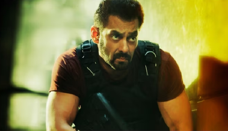 2 News : ‘टाइगर 3’ 2 दिन में ही बनी 100 करोड़ी, बनाया यह रिकॉर्ड, बॉक्स ऑफिस पर डटी हुई है ‘12वीं फेल’