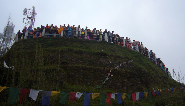 darjeeling tourist attractions,best places to visit in darjeeling,darjeeling sightseeing,top tourist spots in darjeeling,darjeeling travel destinations,must-see places in darjeeling,exploring darjeeling,iconic landmarks in darjeeling