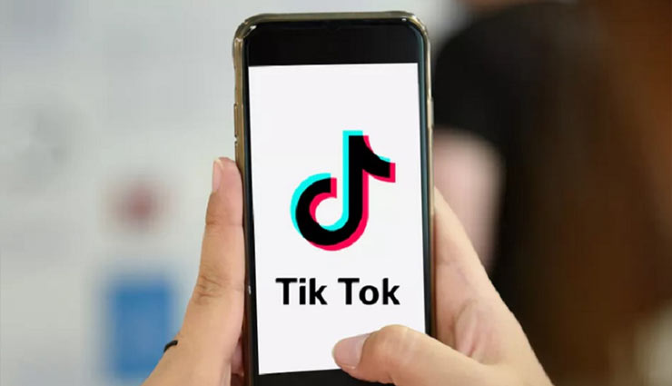 TikTok पर अब ऐसे वीडियोज़ बनाना पड़ सकता है भारी, अकाउंट हो जाएगा बैन!