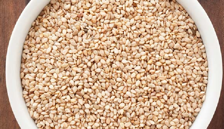 तिल बुग्गा : गजक से मिलता-जुलता है इस डिश का स्वाद, कई दिनों तक की जा सकती है स्टोर #Recipe til bugga winter recipe,how to make til bugga,winter sweet dish with til,traditional winter dessert recipe,healthy til and jaggery snack,til gud recipe for winters,easy homemade til bugga,nutritious winter sweet,quick winter treat with sesame and jaggery,til gud preparation for cold season