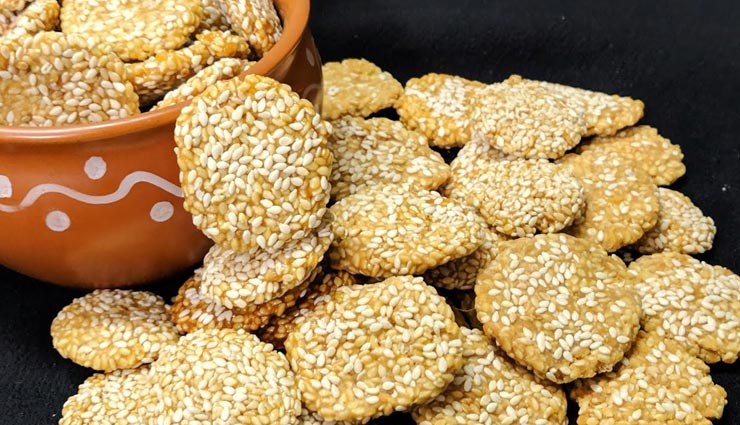 लोहड़ी स्पेशल : तिल रेवड़ी के साथ उठाए त्यौंहार का आनंद #Recipe