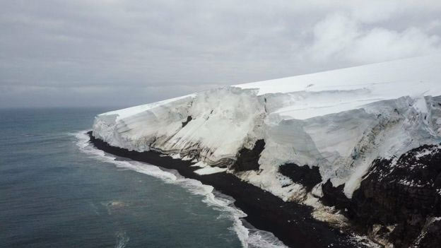 most remote island in the world,tiny bouvet island,remote island