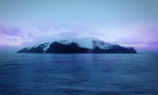 most remote island in the world,tiny bouvet island,remote island