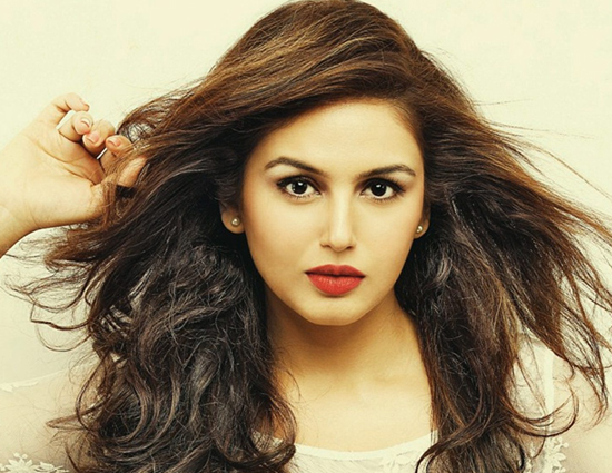 Want To Get Beautiful Eyes Like Huma Quershi? Try These 5 Tips