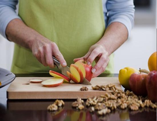 4 tips to keep chopped fruits fresh,house hold tips in hindi