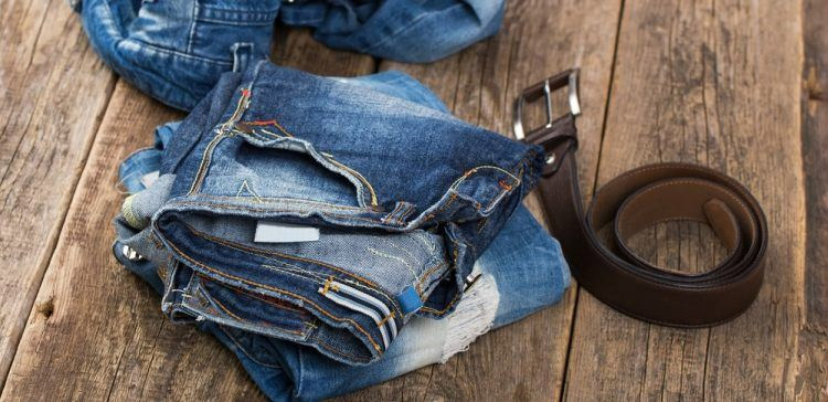 बढ़ाना चाहते है आपकी प्यारी जींस की लाइफ, धोते वक़्त बरते ये सावधानियां jeans washing tips,washing tips