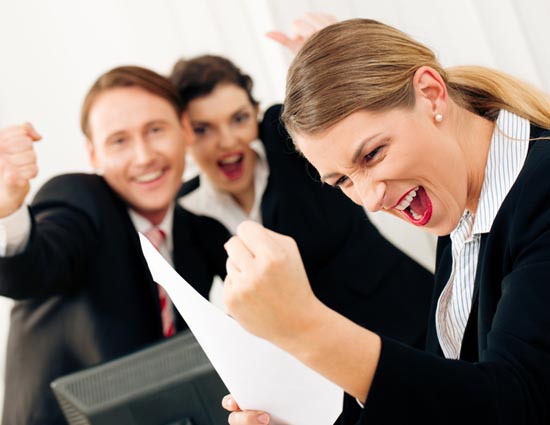 अगर पाना चाहतें है मनचाही नौकरी तो राशी के अनुसार करें ये उपाय 