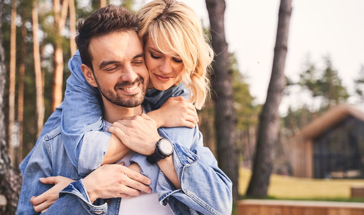 major tips to help you connect with an emotionally unavailable man,mates and me,relationship tips