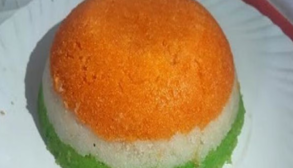 तिरंगा हलवा : इस मिठाई के साथ स्वतंत्रता दिवस को बनाएं यादगार, स्वाद में नहीं होती किसी से कम #Recipe