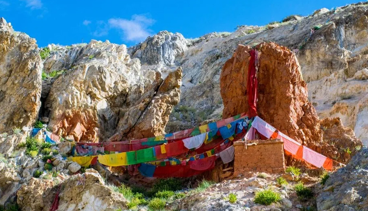 kailash mansarovar yatra destinations,places to explore during kailash mansarovar yatra,kailash mansarovar yatra tourist spots,scenic attractions near kailash mansarovar,must-visit places around kailash mansarovar,spiritual sites on kailash mansarovar yatra,kailash mansarovar yatra itinerary,travel guide for kailash mansarovar and surroundings,kailash mansarovar yatra tourism highlights,natural beauty around kailash mansarovar