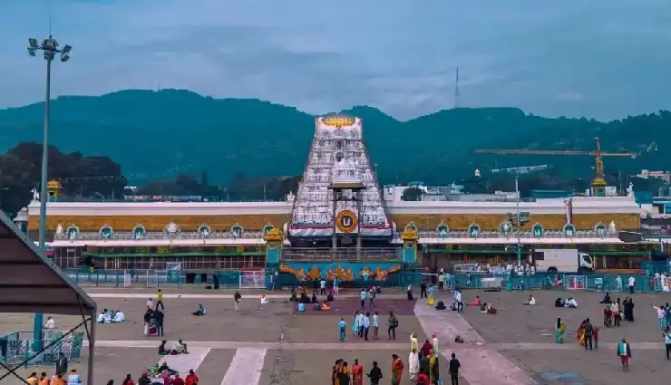 pollution-free places in india,clean air destinations india,hill stations india,serene travel india,eco-friendly travel india,healthy travel spots india,india nature destinations,naharlagun travel,madikeri tourism,vijayapura attractions,prayagraj travel guide,tirupati visit,coimbatore sightseeing