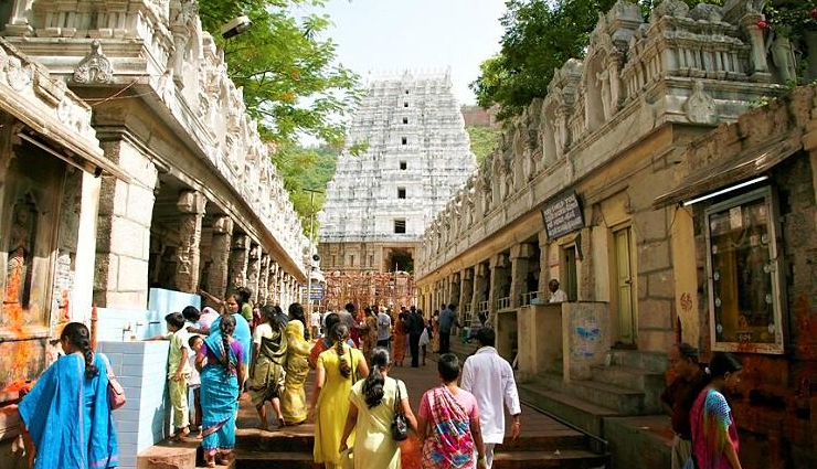 tirupathi temple,tirumala temple facts,temple history and trivia,lord venkateswaras abode,spiritual significance of thirupathi,pilgrimage to tirumala,unique features of the temple,cultural heritage of thirupathi temple,festivals and rituals at thirupathi,tirumala darshan experience