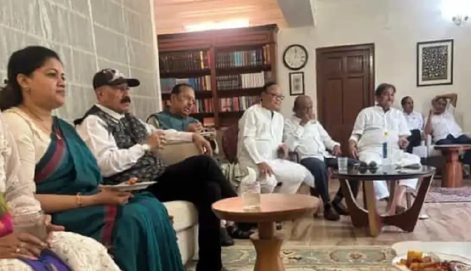 भूपेंद्र यादव से मिले 10 से अधिक TMC सांसद, राजनीतिक हलचल तेज; बैठक में शुभेंदु अधिकारी भी मौजूद