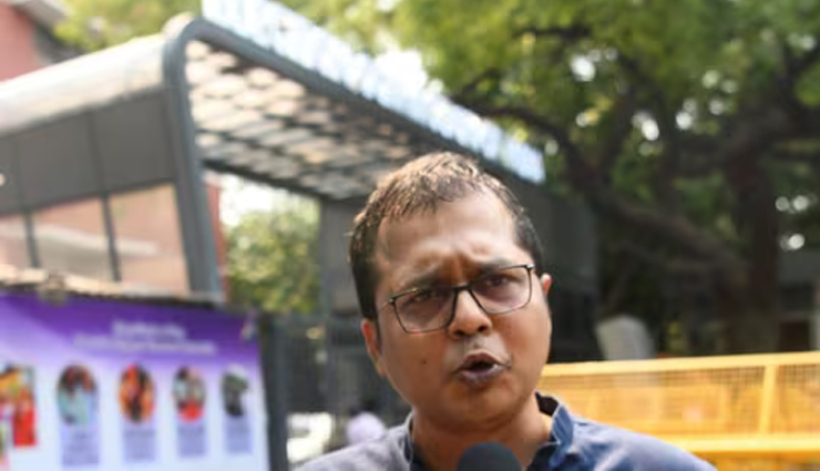 मानहानि मामले में दिल्ली हाईकोर्ट का निर्देश, हरदीप सिंह पुरी की पत्नी को 50 लाख देंगे TMC सांसद साकेत गोखले