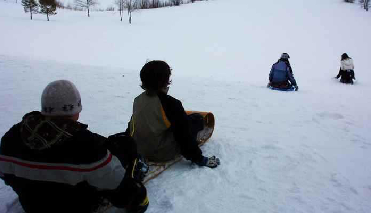 kufri attractions,kufri adventure activities,himalayan nature park,hiking in kufri,tobogganing in kufri,ziplining in kufri,shopping in kufri,horse riding in kufri,skiing in kufri,yak rides in kufri,kufri fun world,himachal pradesh tourism,snow sports in kufri,mahasu peak trek,green valley adventures