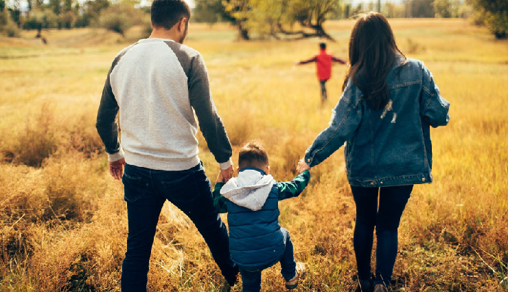 building a healthy bond with toddlers,maintaining a positive relationship with your toddler,tips for a strong parent-toddler relationship,nurturing healthy connections with toddlers,enhancing parent-toddler interactions,ways to foster a strong bond with your toddler,establishing a healthy rapport with toddlers,parenting tips for a healthy toddler relationship,promoting positive interactions with toddlers,strengthening the parent-child bond during toddlerhood