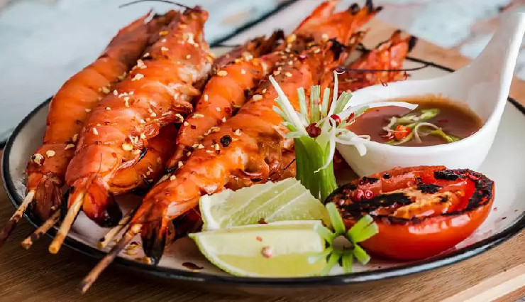 seafood in nha trang streets,nha trang seafood delights,scrumptious seafood in nha trang,street food seafood in nha trang,seafood dishes on nha trang streets,exploring nha trang seafood cuisine,delicious street seafood in nha trang,nha trang best street seafood,exquisite seafood finds in nha trang,nha trang delectable street seafood options