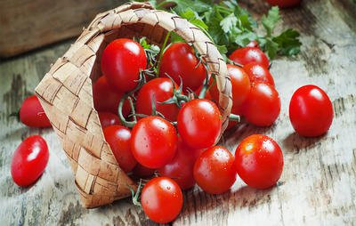 beauty benefits of tomato,face packs made of tomato,benefits of tomato,benefits of tomato,beauty tips,skin care tips