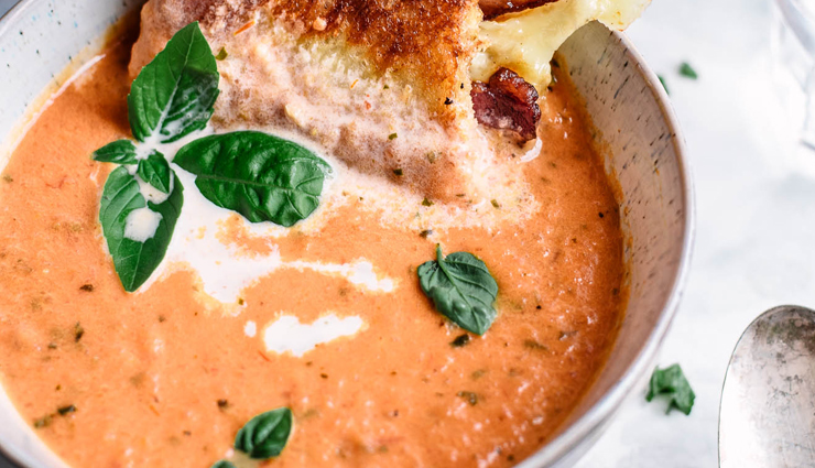 Recipe- Simple To Make Tomato Bacon Soup