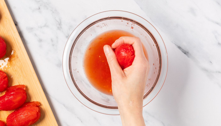 home remedies for hyperpigmentation,natural treatments for dark spots,diy remedies for uneven skin tone,how to lighten hyperpigmentation naturally,best home remedies for melasma,reduce pigmentation with home remedies,turmeric for hyperpigmentation,aloe vera for dark spots