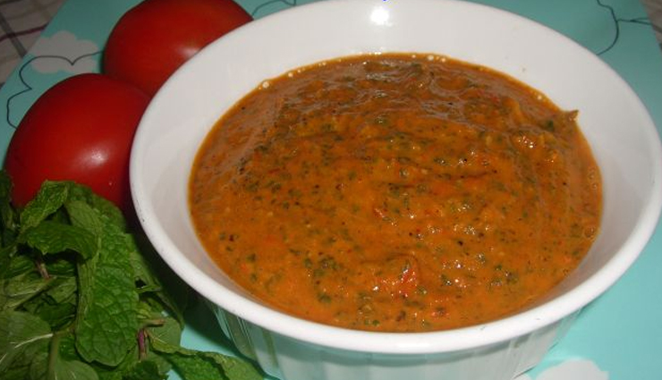tomato mint chutney,tomato mint chutney recipe,hunger struck,food,easy recipes