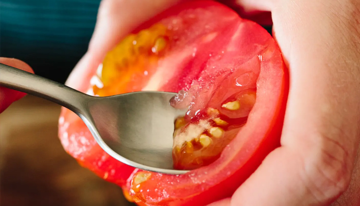 5 DIY Ways To Use Tomato Pulp To Treat Different Skin Conditions