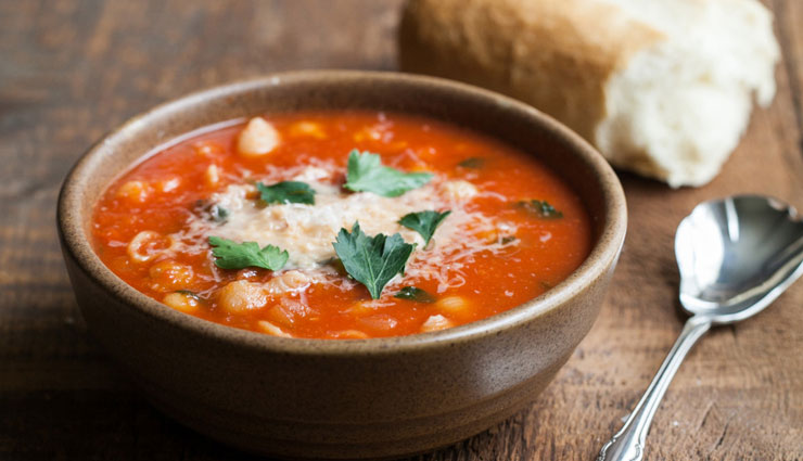 घर पर ही बनाए होटल जैसा 'टोमेटो सूप', कम खर्चे में मजा दोगुना #Recipe