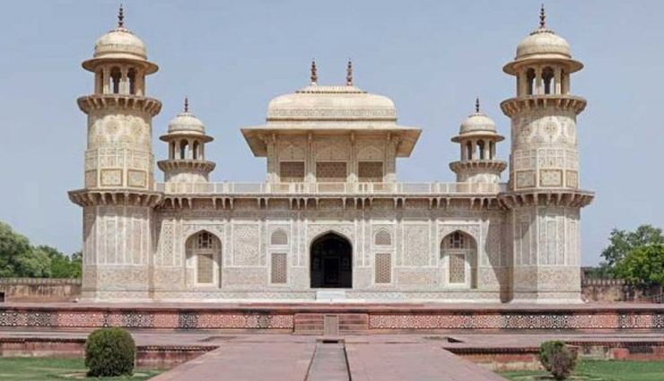 5 Not To Miss Mughal-Era Monuments of Agra