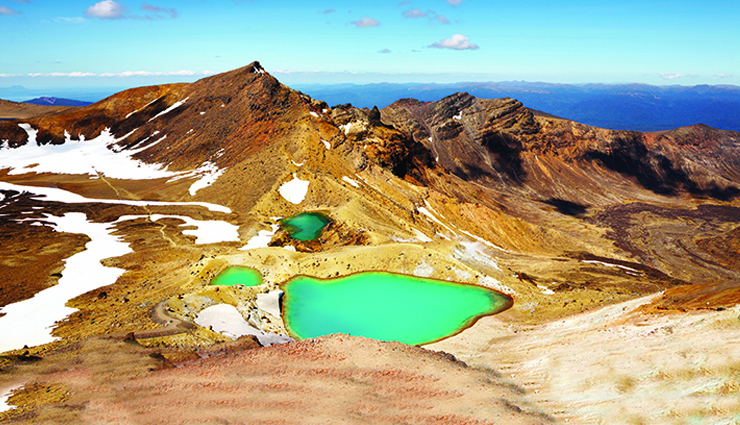 must-visit places new zealand,top tourist destinations nz,best places to visit in new zealand,new zealand travel bucket list,popular tourist spots nz,new zealand tourist attractions,explore new zealand gems,unmissable places in nz,new zealand travel guide,discovering the beauty of new zealand