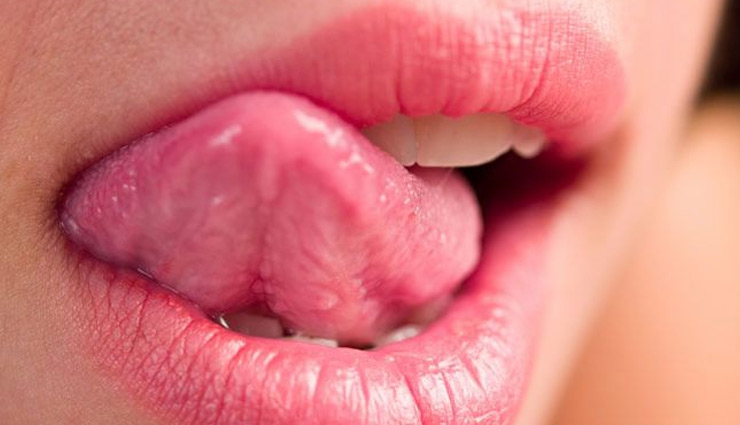 prevent darkening of lips,tips for lip care,preventing lip discoloration,natural remedies for dark lips,lip care tips,lip health,preventing lip pigmentation,tips for pink lips,lip care routine,lip lightening tips,maintaining lip color,preventing lip darkening