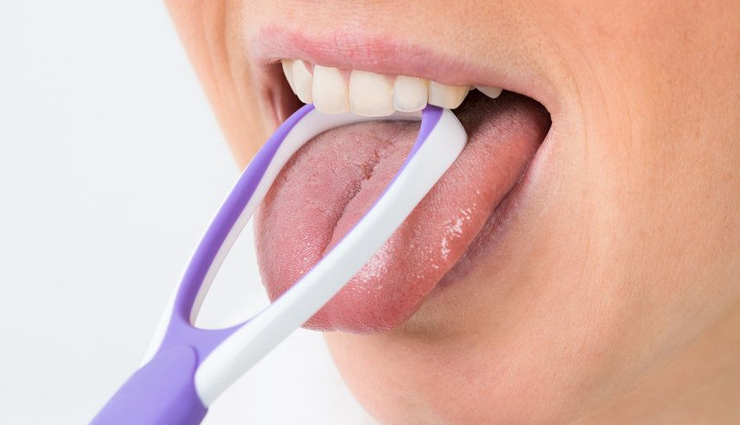 oral health essentials,best toothbrush for oral care,right toothpaste,dental floss,dentist-recommended mouthwash,tongue cleaner benefits,oral hygiene products,maintain oral health,plaque prevention,gum care tips