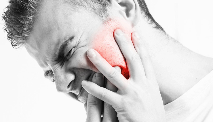 7 Home Remedies To Get Rid of Tooth Pain