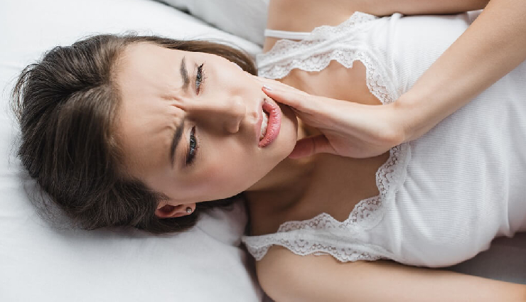 10 Home Remedies To Ease Tooth Pain in The Morning