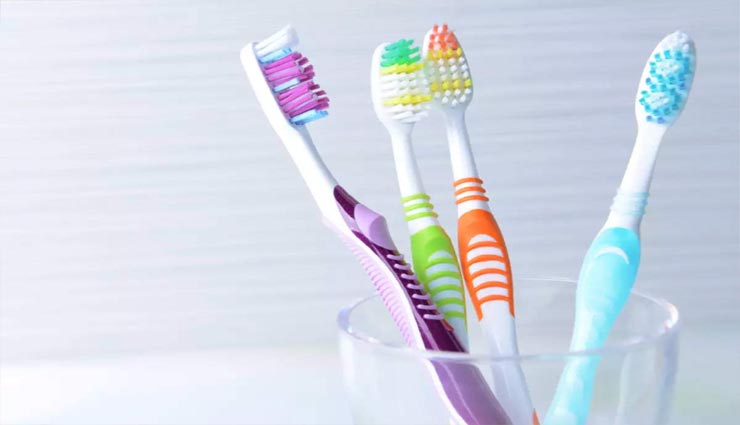 toothbrush,toothbrush tips,selection of toothbrush
