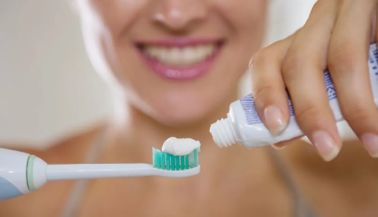 kids toothpaste selection tips,choosing toothpaste for children,tips for selecting kids toothpaste,how to choose toothpaste for kids,best toothpaste for children teeth,selecting the right kids toothpaste,tips for kid-friendly toothpaste choice,child-friendly toothpaste selection guide,factors for choosing toothpaste for kids,pediatric dentist-recommended toothpaste