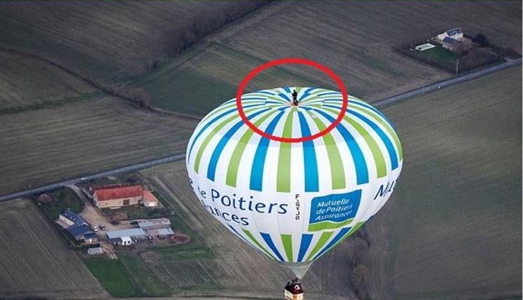 इस लड़के ने किया ऐसा अनोखा कारनामा कि बन गया वर्ल्ड रिकॉर्ड weird news,weird incident,dance on top of ballon,world record