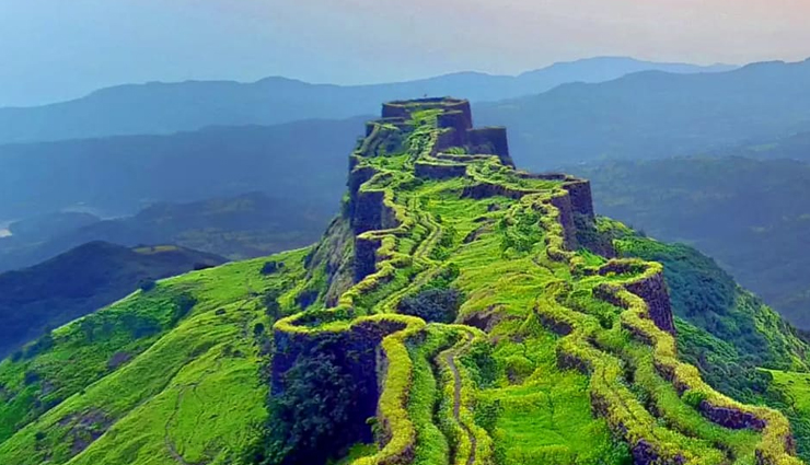 maharashtra forts,historical forts in maharashtra,fort tourism in maharashtra,top forts to visit in maharashtra,maharashtra rich heritage forts,must-see forts in maharashtra,forts with scenic views in maharashtra,maharashtra ancient forts,best forts to explore in maharashtra,maharashtra top fort destinations