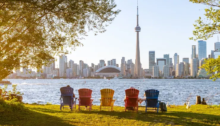 canada tourism,best places to visit in canada,canada travel guide,toronto travel,vancouver attractions,quebec city tourism,rocky mountains canada,canadian lakes,cultural travel canada,canada adventure tours,must-see places in canada,canada vacation spots,top destinations canada