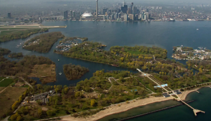 toronto,reason to visit in toronto,toronto travel,toronto travel guide,toronto tourism,toronto holidays