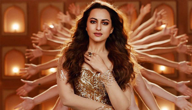 Total Dhamaal song Mungda- Sonakshi Sinha Fails To Beat The Original Song