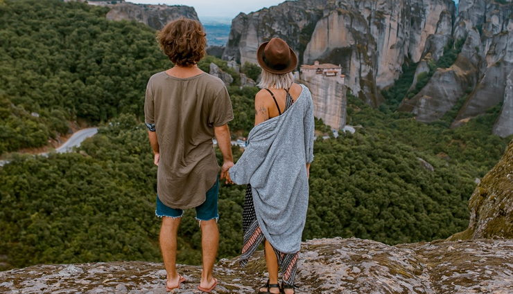 Valentine Day 2022 : यादगार पल बिताने के लिए बनाए इन 8 जगहों पर घूमने का प्लान 