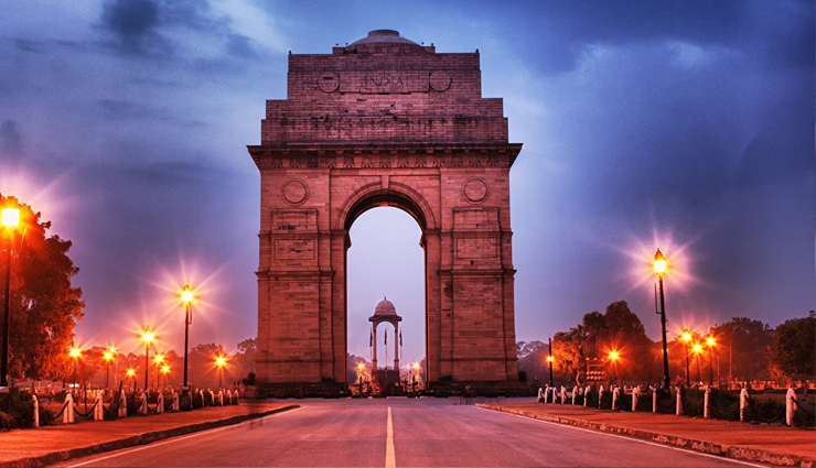 अगस्त के इस महीने में घूमने के लिए परफेक्ट हैं ये 8 जगहें, जानें और बनाए अपना प्लान 